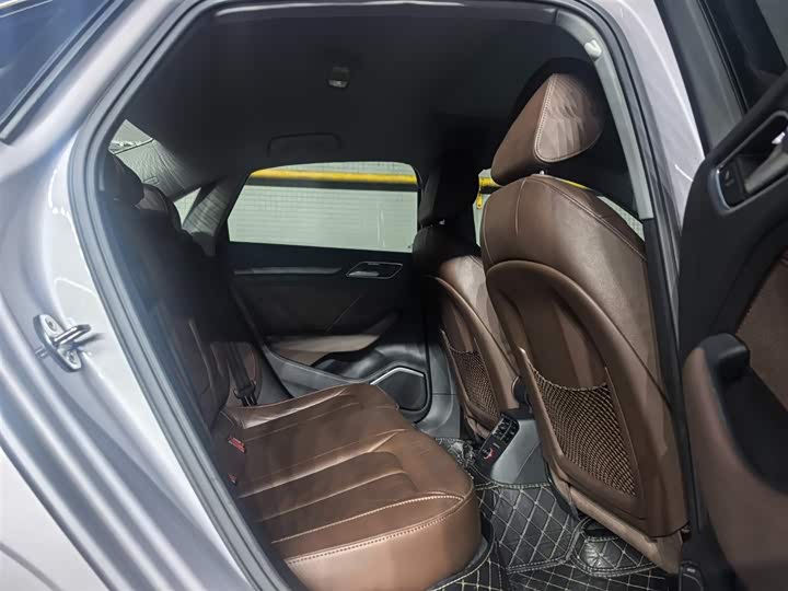 Audi A3 2014 Limousine 35 TFSI ATLuxury — фото 10