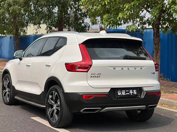 Volvo XC40 2020 T 4 WD — фото 5