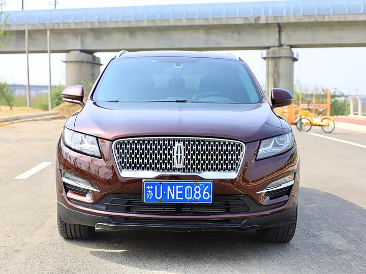 Lincoln MKC 2019 2.0 T 4 WD VI — фото 2