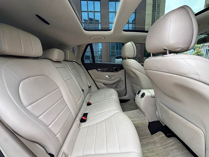 Mercedes-Benz GLC 2018 GLC 260 4 MATIC — фото 7