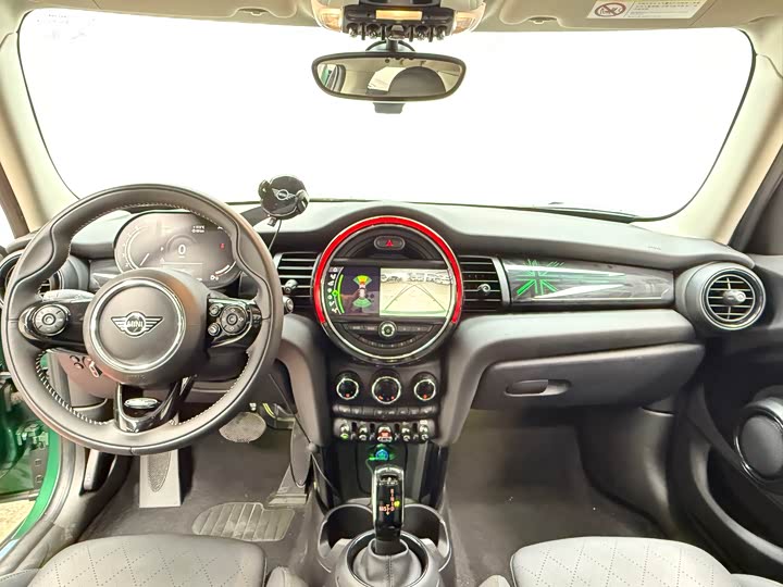 MINI Hatch — фото 10