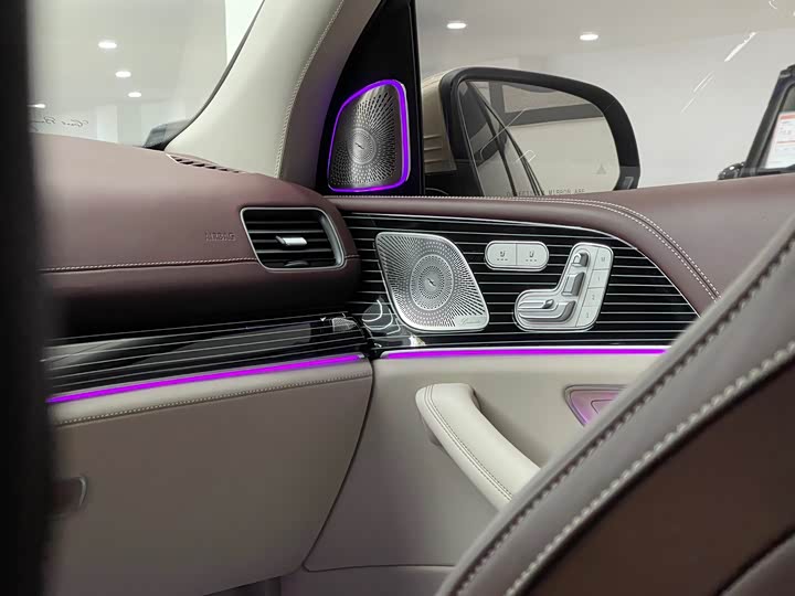 Mercedes-Benz GLS 2023 GLS 450 4 MATIC Luxury — фото 15