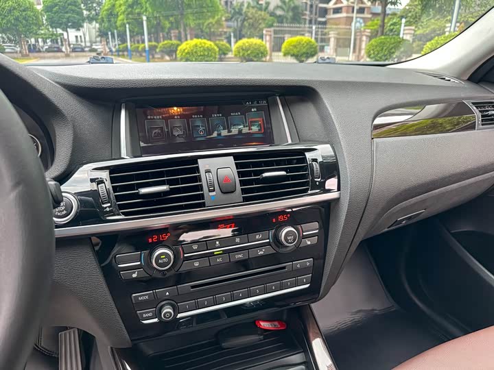 BMW X4 2014 x Drive 20i X — фото 11
