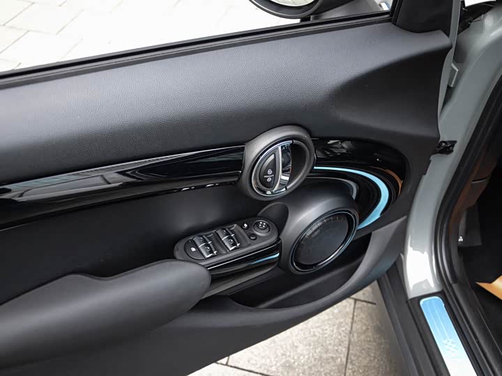 MINI Hatch — фото 15