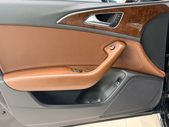 Audi A6L 2018 30 35 TFSI — фото 10