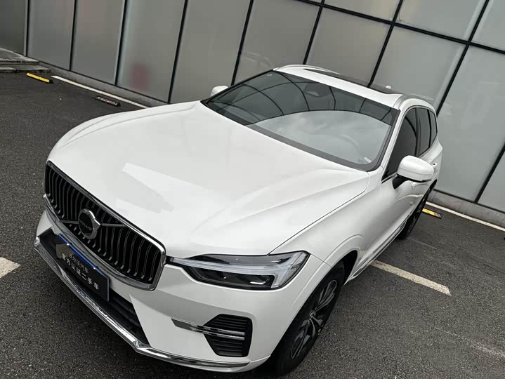 Volvo XC60 2025 B 5 4 WD — фото 21