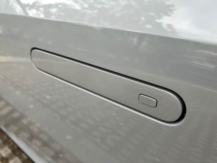 Changan UNI-V 2024 1.5 T Sport — фото 9