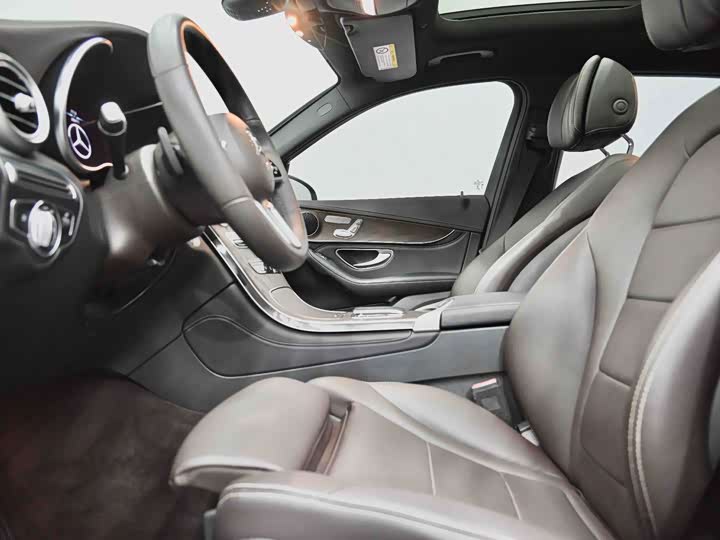 Mercedes-Benz GLC 2020 GLC 260 L 4 MATIC Luxury — фото 31