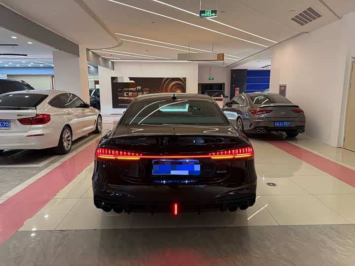 Audi A7L 2022 45 TFSI quattro S-line — фото 18