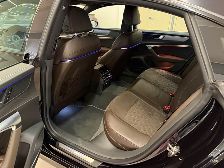 Audi A7L 2022 45 TFSI quattro S-line — фото 7