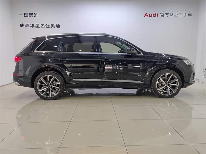 Audi Q7 2022 55 TFSI quattro S line Sport — фото 3
