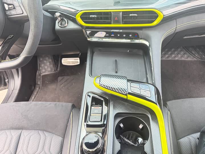 Changan UNI-T 2022 1.5 T Flagship — фото 7