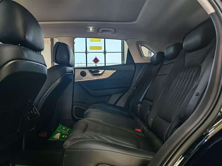 Hongqi HS5 2023 2.0 T Pro — фото 5