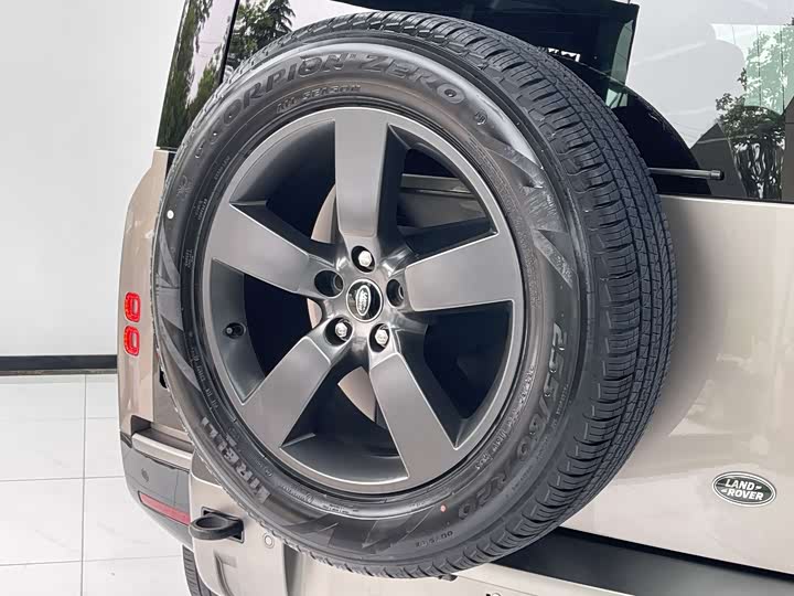 Land Rover Defender — фото 19