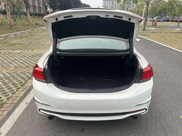 Honda Spirior — фото 14