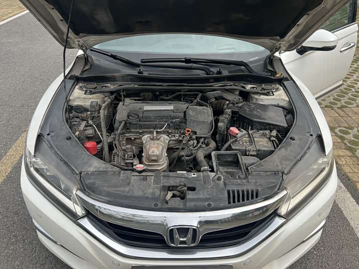 Honda Spirior — фото 13