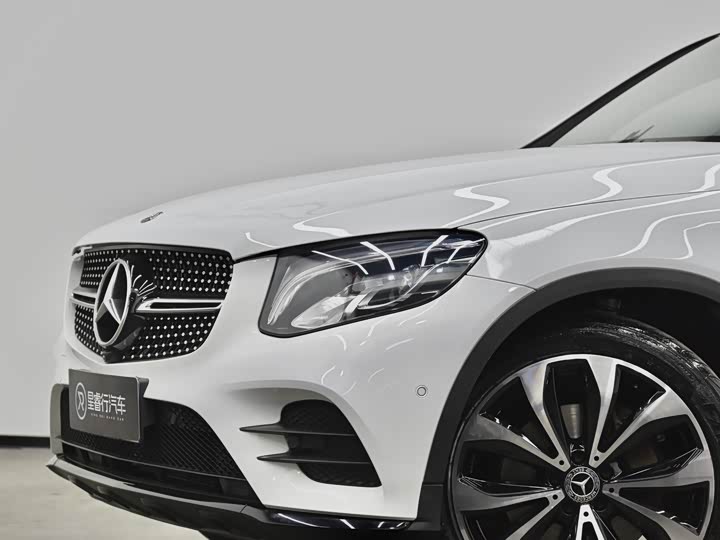 Mercedes-Benz GLC 2019 GLC 260 4 MATIC SUV — фото 26