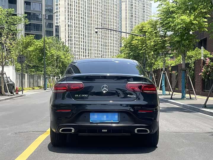 Mercedes-Benz GLC 2020 GLC 300 4 MATIC SUV — фото 6