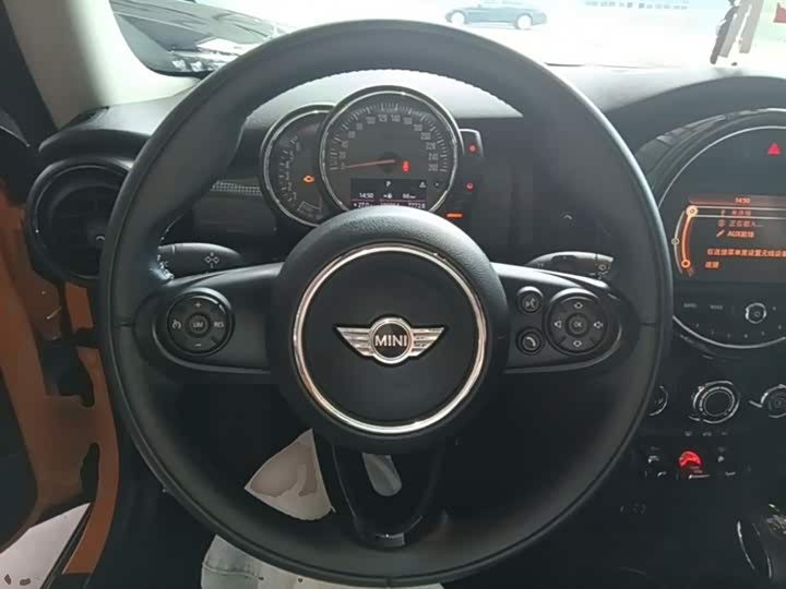 MINI Hatch — фото 11