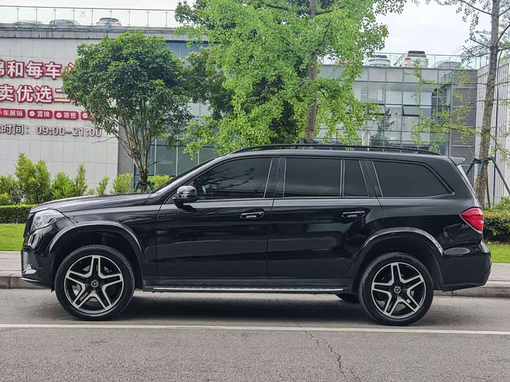 Mercedes-Benz GLS 2018 GLS 400 4 MATICLuxury — фото 3