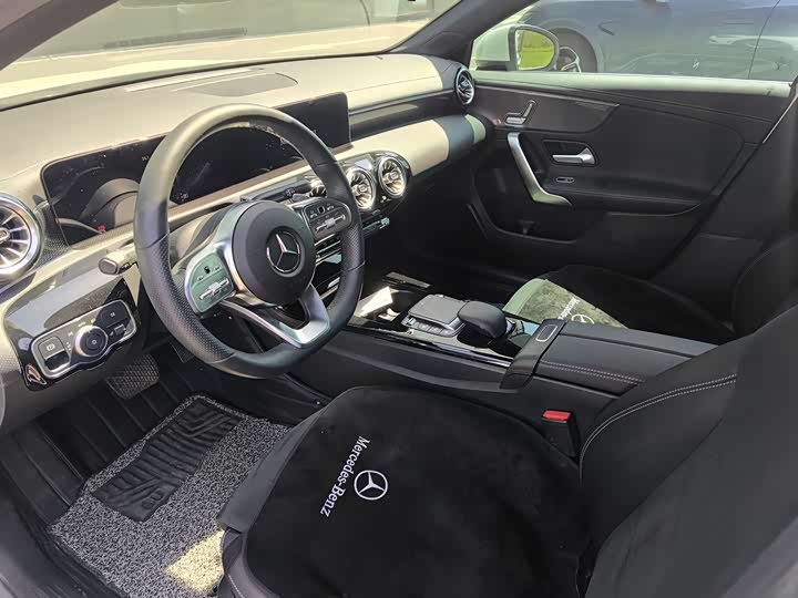 Mercedes-Benz A-Class 2021 A 200 L — фото 7