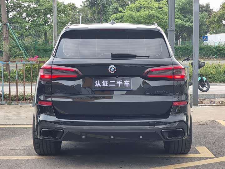 BMW X5 2021 x Drive 40i M — фото 3