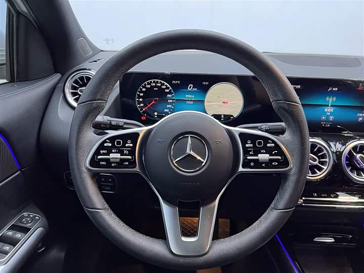 Mercedes-Benz GLA 2020 GLA 200 — фото 15