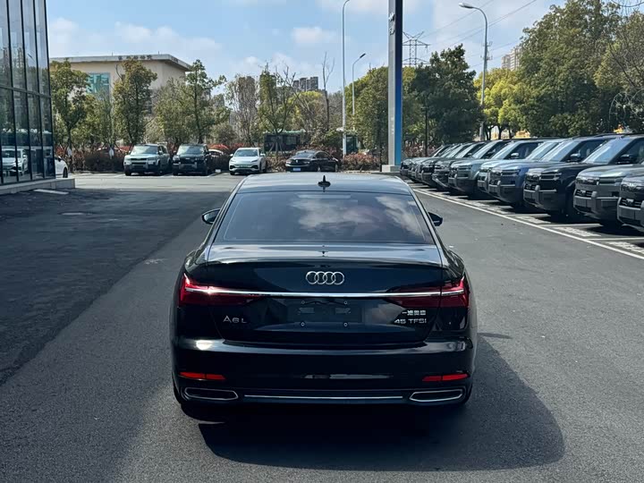 Audi A6L 2019 40 TFSI — фото 15
