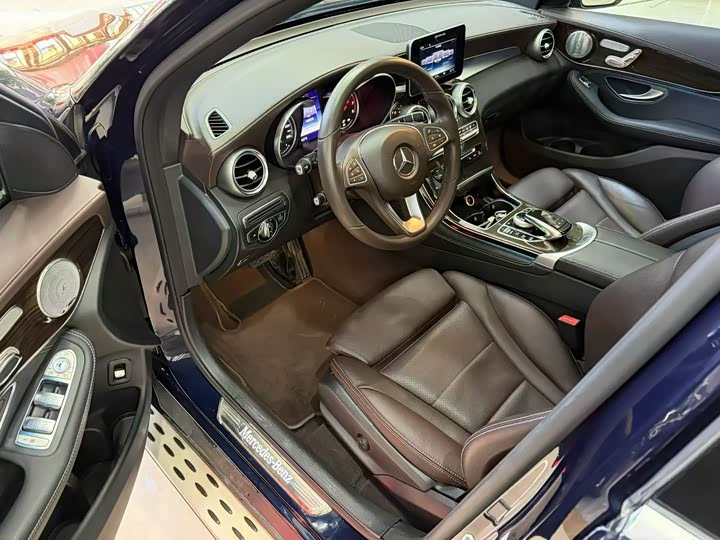 Mercedes-Benz GLC 2017 GLC 260 4 MATIC — фото 5