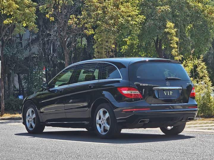 Mercedes-Benz R-Class 2015 R 320 4 MATIC Luxury — фото 10