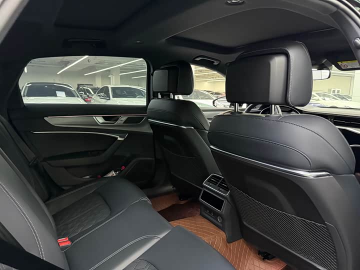 Audi A6L 45 TFSI избранная динамик — фото 15