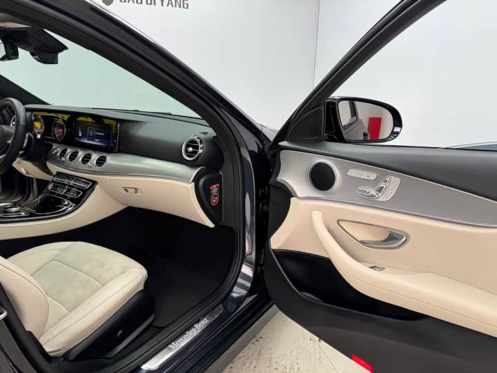 Mercedes-Benz E-Class 2017 E 300 Sport — фото 13