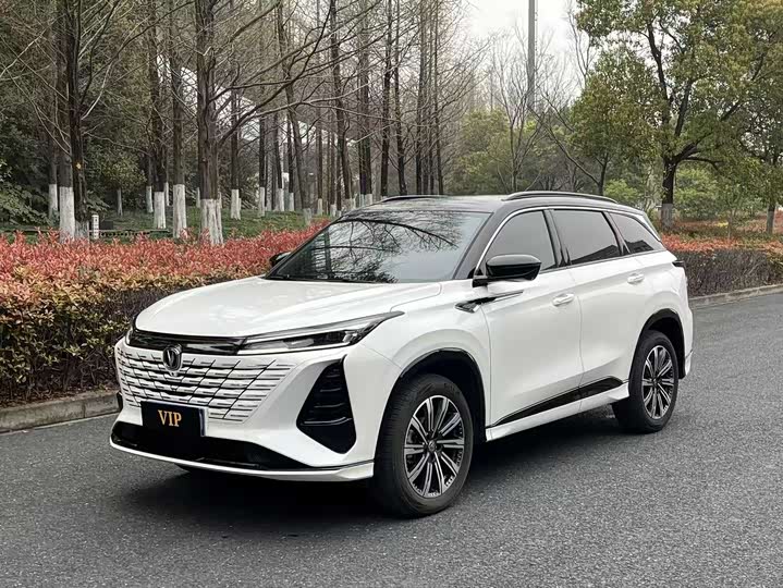Changan CS75 PLUS 2023 1.5 T ATPremium — фото 16