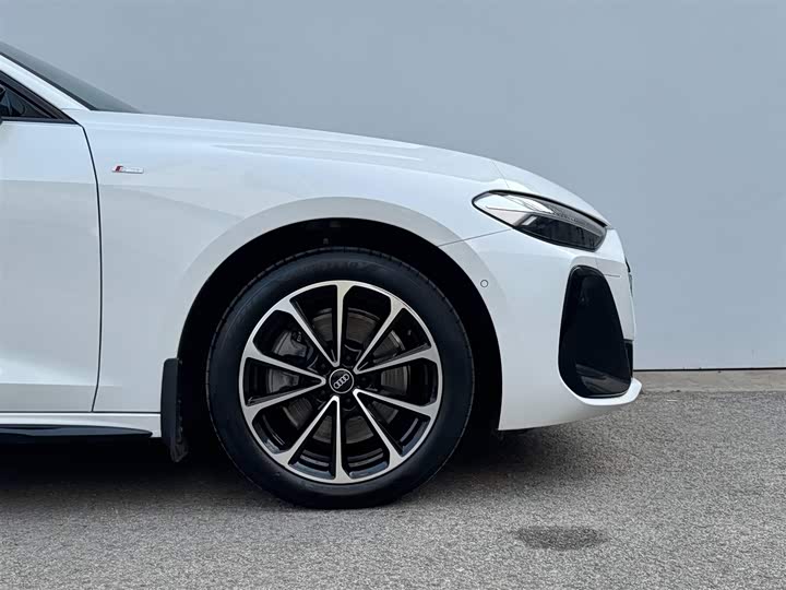 Audi A5L 2026 2.0 T Plus — фото 2