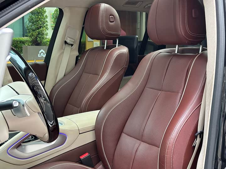 Maybach GLS 2022 GLS 480 4 MATIC — фото 8