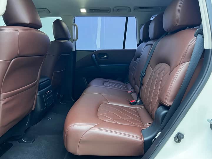Nissan Patrol — фото 13