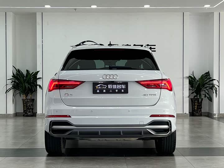Audi Q3 40 TFSI стиль-динамик — фото 6