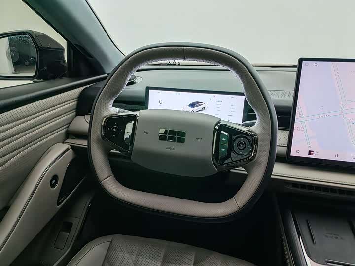 Geely Galaxy 8 2025 130km EM-i — фото 13