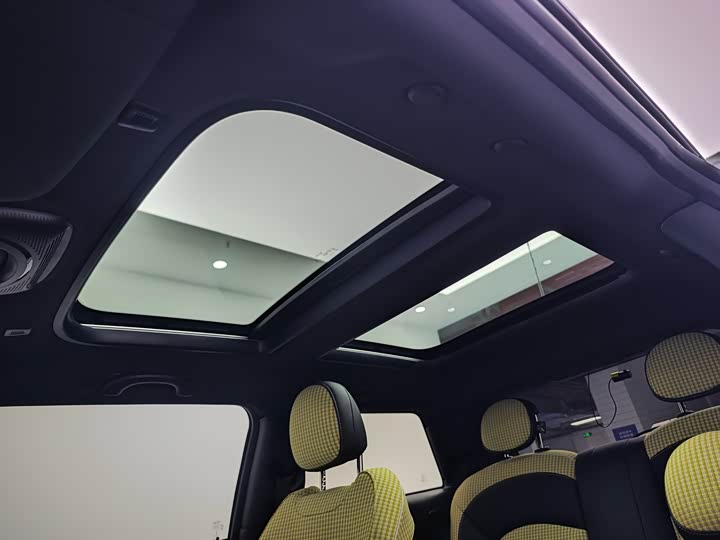 MINI Hatch — фото 16