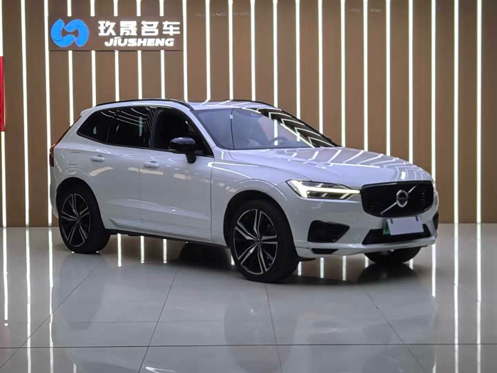 Volvo XC60 Hybrid 2021 T 8 E Hybrid — фото 2