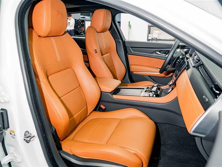 Jaguar XFL 2024 2.0 T P 300 4 WD — фото 21