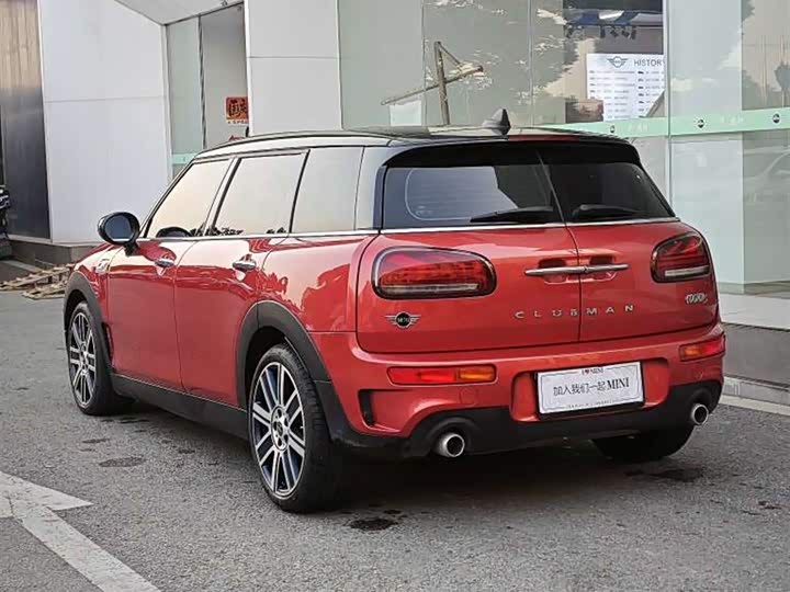 MINI Clubman — фото 3