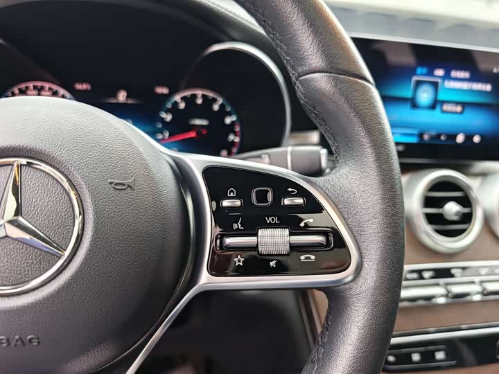 Mercedes-Benz GLC 2022 GLC 260 L 4 MATIC Luxury — фото 10