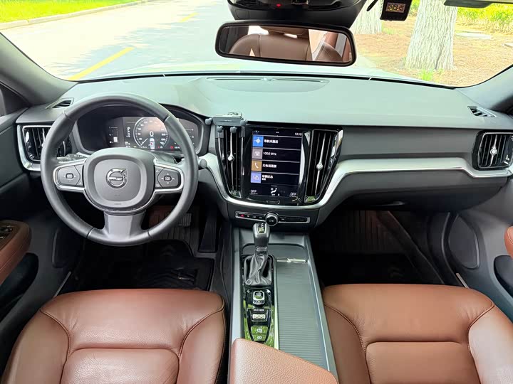 Volvo S60 2020 T 4 — фото 13
