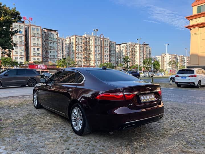 Jaguar XFL 2017 XFL 2.0 T 240 PS — фото 4