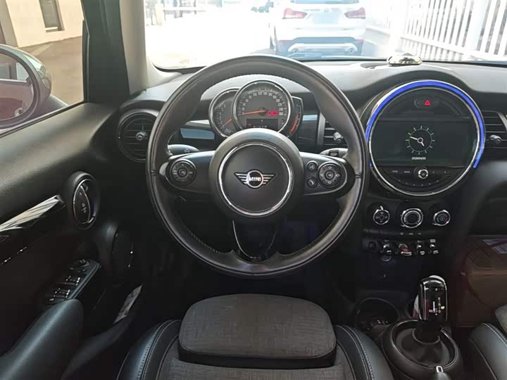 MINI Hatch — фото 17