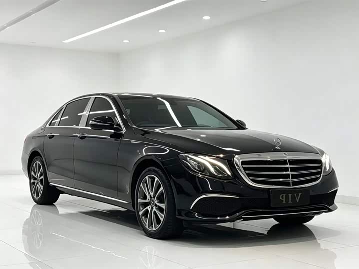 Mercedes-Benz E-Class E 200 L — фото 3