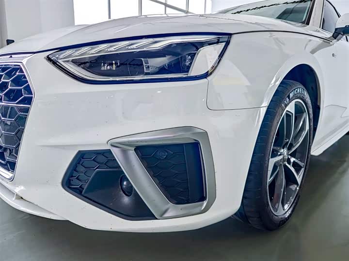 Audi A4L 2020 40 TFSI — фото 6