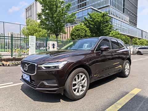 Volvo XC60 2018 T 5 4 WD — фото 19