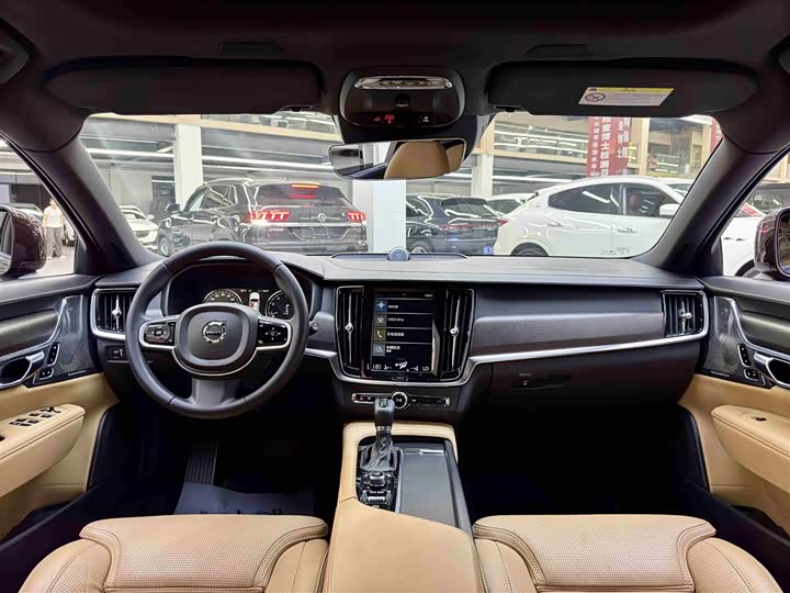 Volvo V90 2017 Cross Country T 5 AWD — фото 10